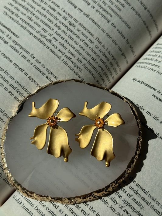 Botanique Flower Earring